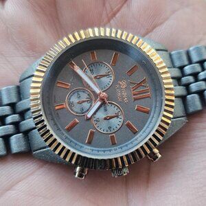 Geneva Women Wristwatch Grey Tone Metal Chain Strap Analog Quartz Watch